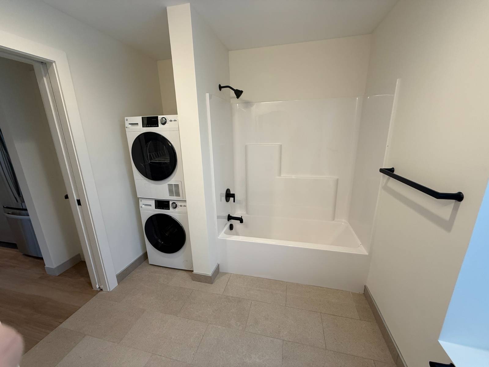 #8 photo, 1117 W Fayette Street, #302, 纽约州 Syracuse , NY 13204