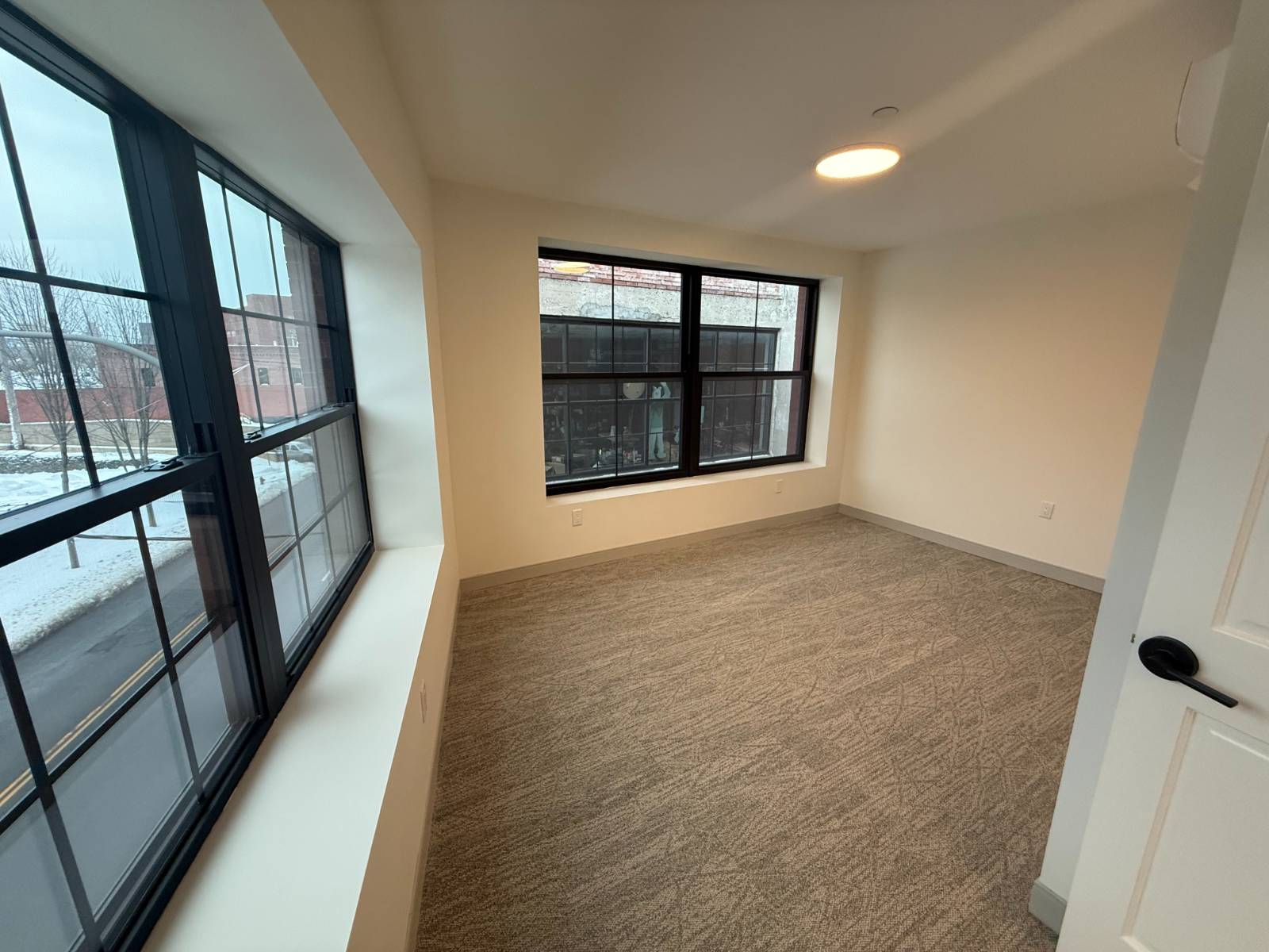 #8 photo, 1117 W Fayette Street, #303, 纽约州 Syracuse , NY 13204