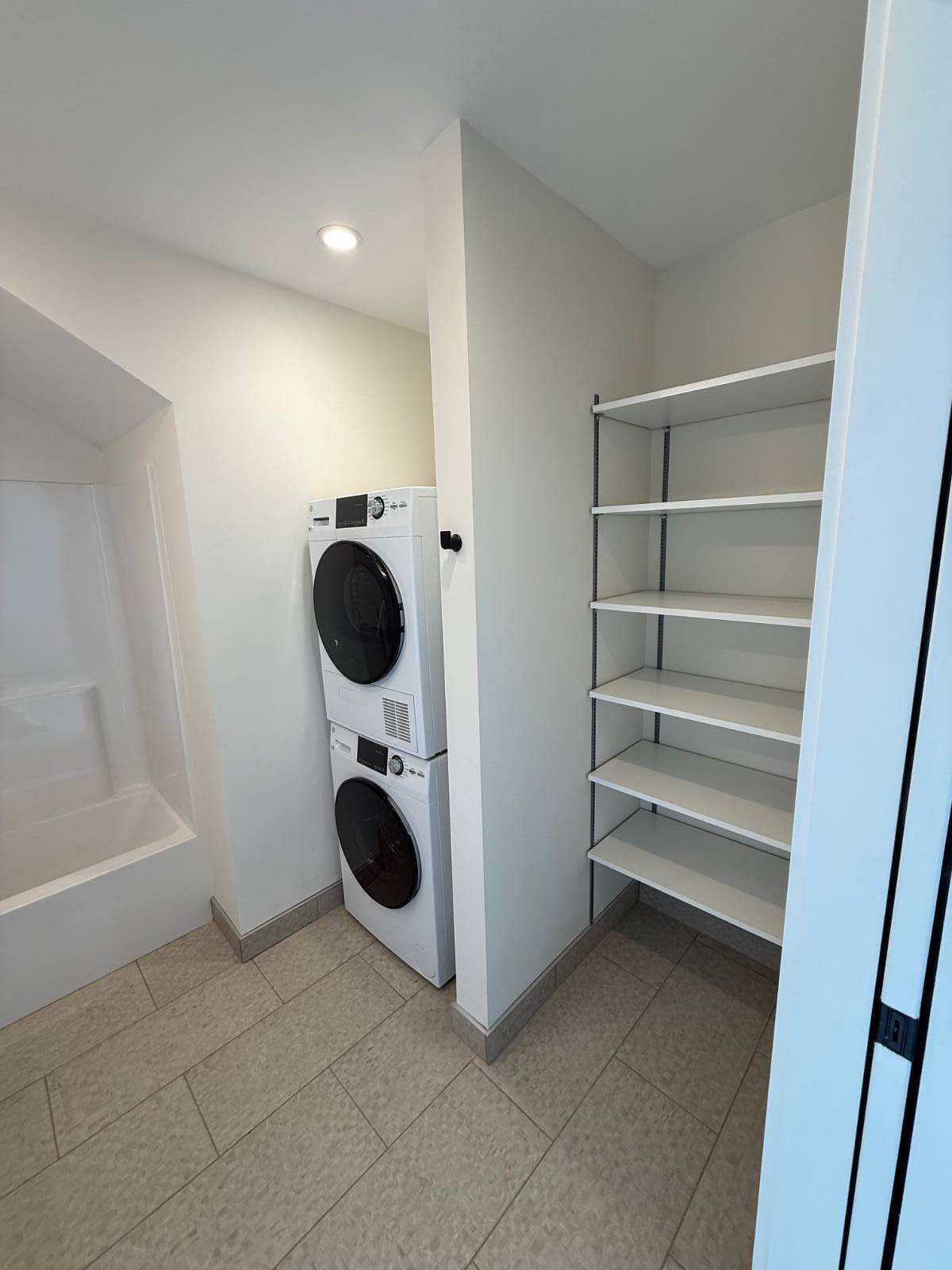 #12 photo, 1117 W Fayette Street, #313, 纽约州 Syracuse , NY 13204