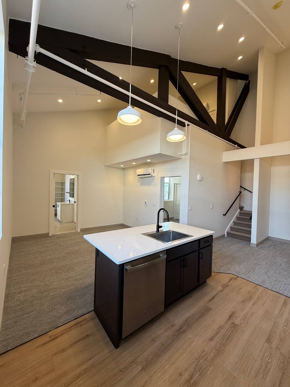 #7 photo, 1117 W Fayette Street, #315, 纽约州 Syracuse , NY 13204