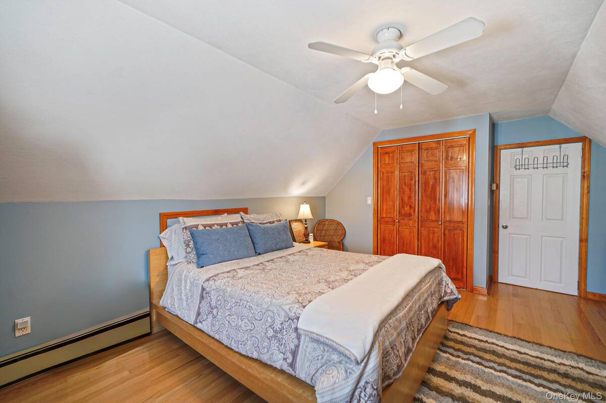 #32 photo, 158 Spiral Road, Holtsville , NY 11742