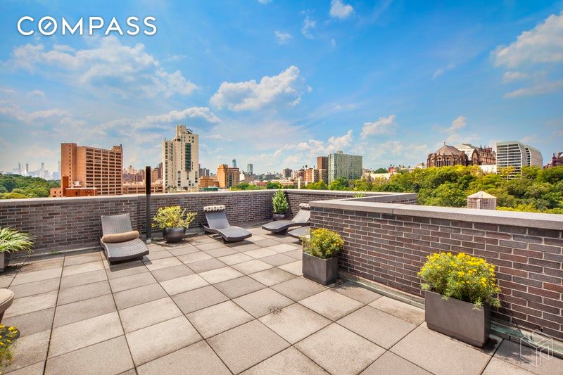 #8 photo, 2101 8th Avenue, Harlem , NY 10026