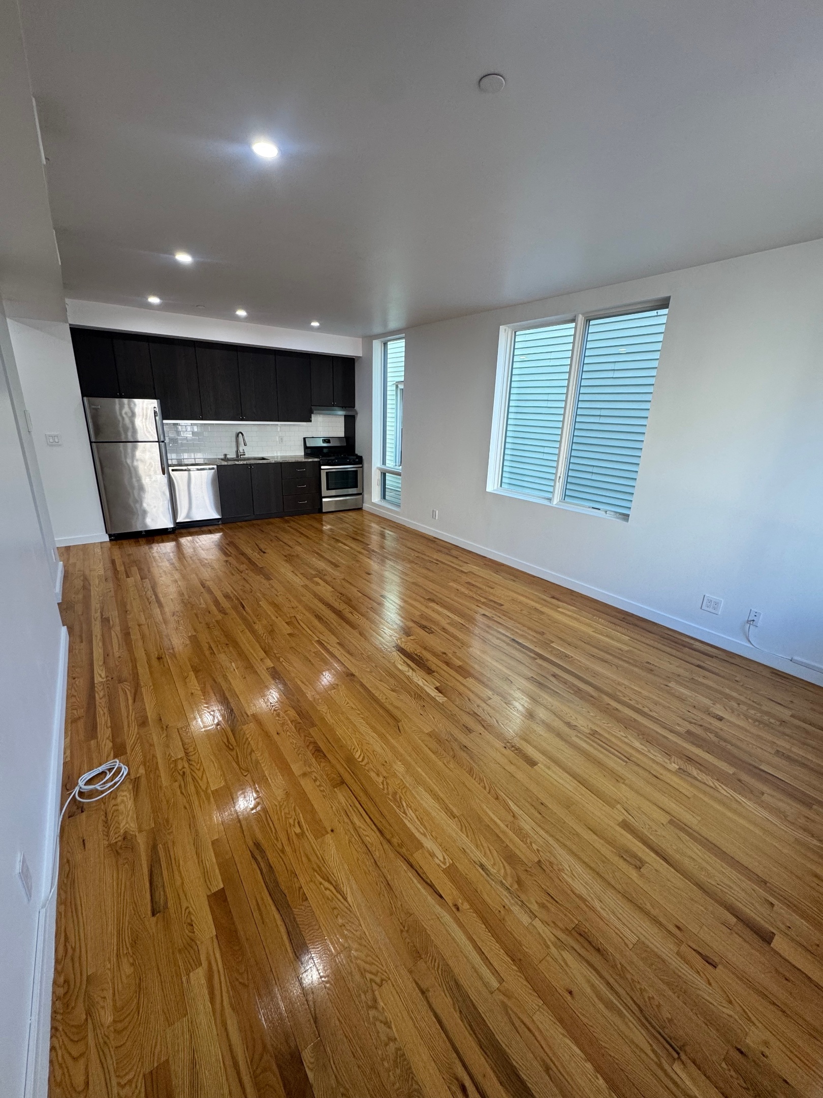 #2 photo, 79 Lott Street, 布鲁克林 夫拉特布什 Flatbush , NY 11226