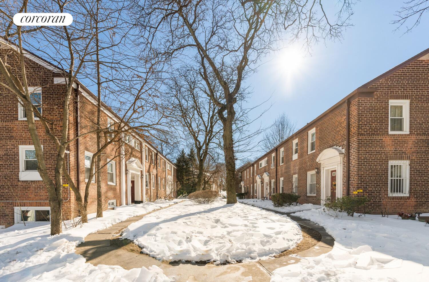 #12 photo, 147-36 CHARTER Road, Kew Gardens Hills , NY 11435