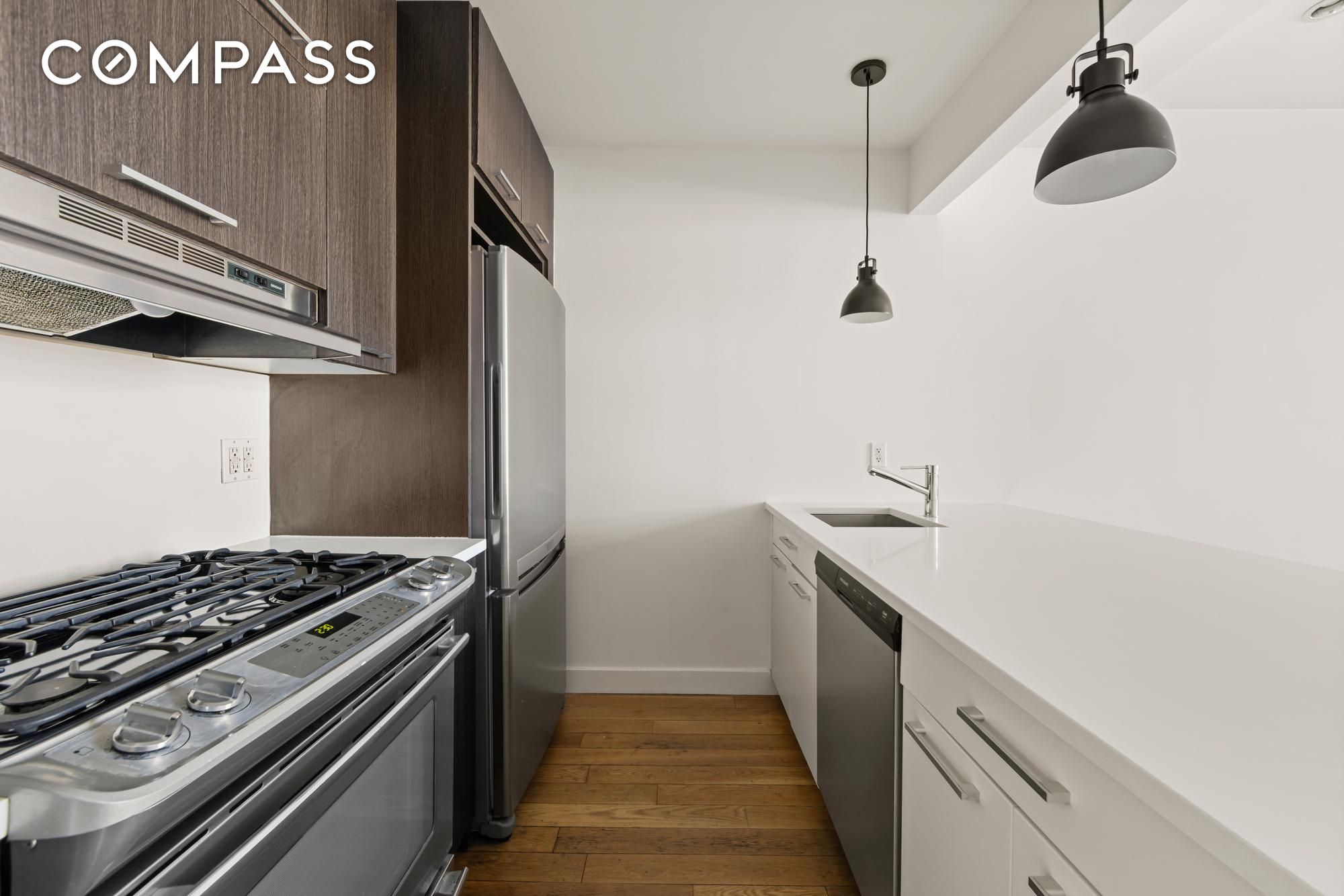 #4 photo, Brooklyn, Williamsburg , NY 11249