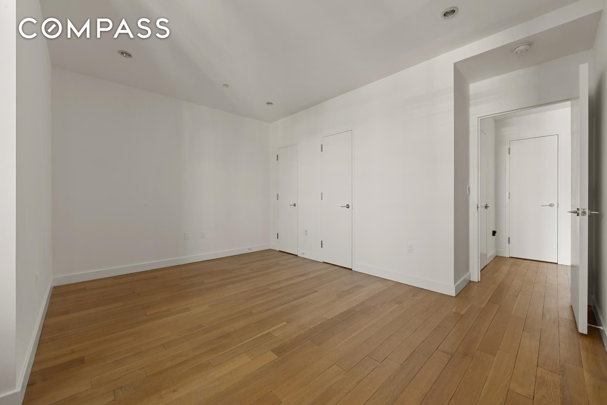 #6 photo, Brooklyn, Williamsburg , NY 11249