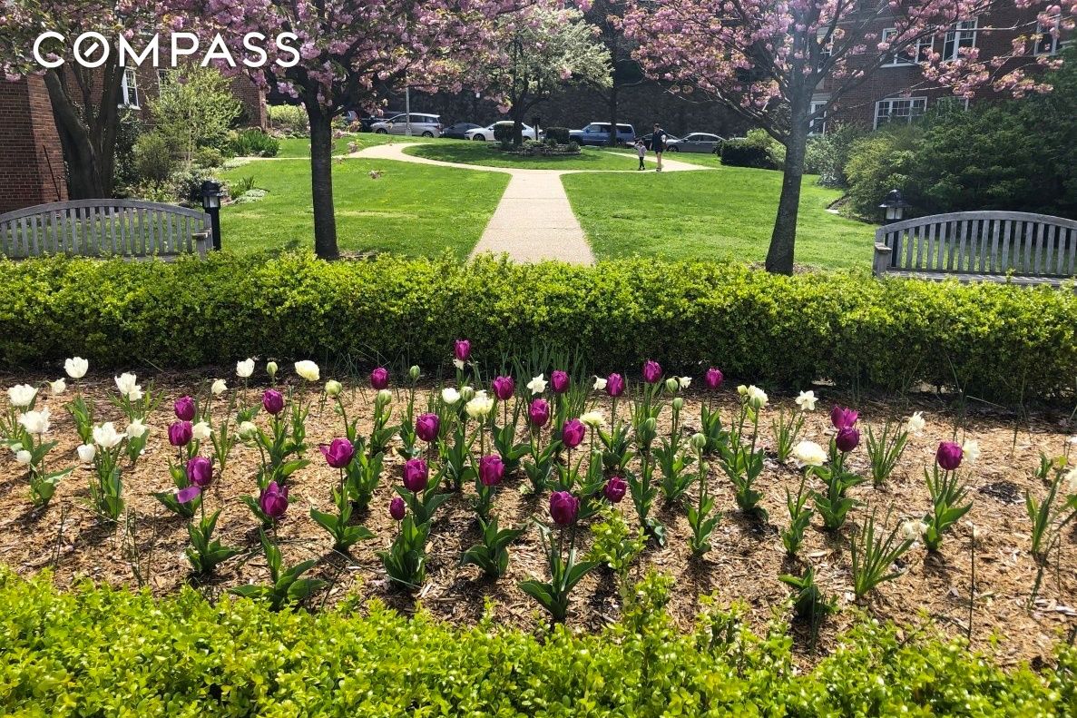 #21 photo, 200 Cabrini Boulevard, Hudson Heights , NY 10033