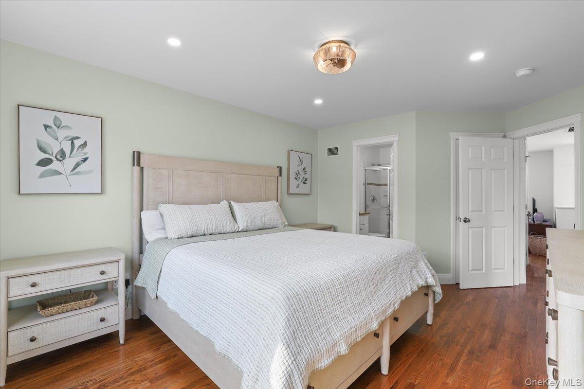 #17 photo, 5 Robert Rinaldi Lane, Briarcliff Manor , NY 10510