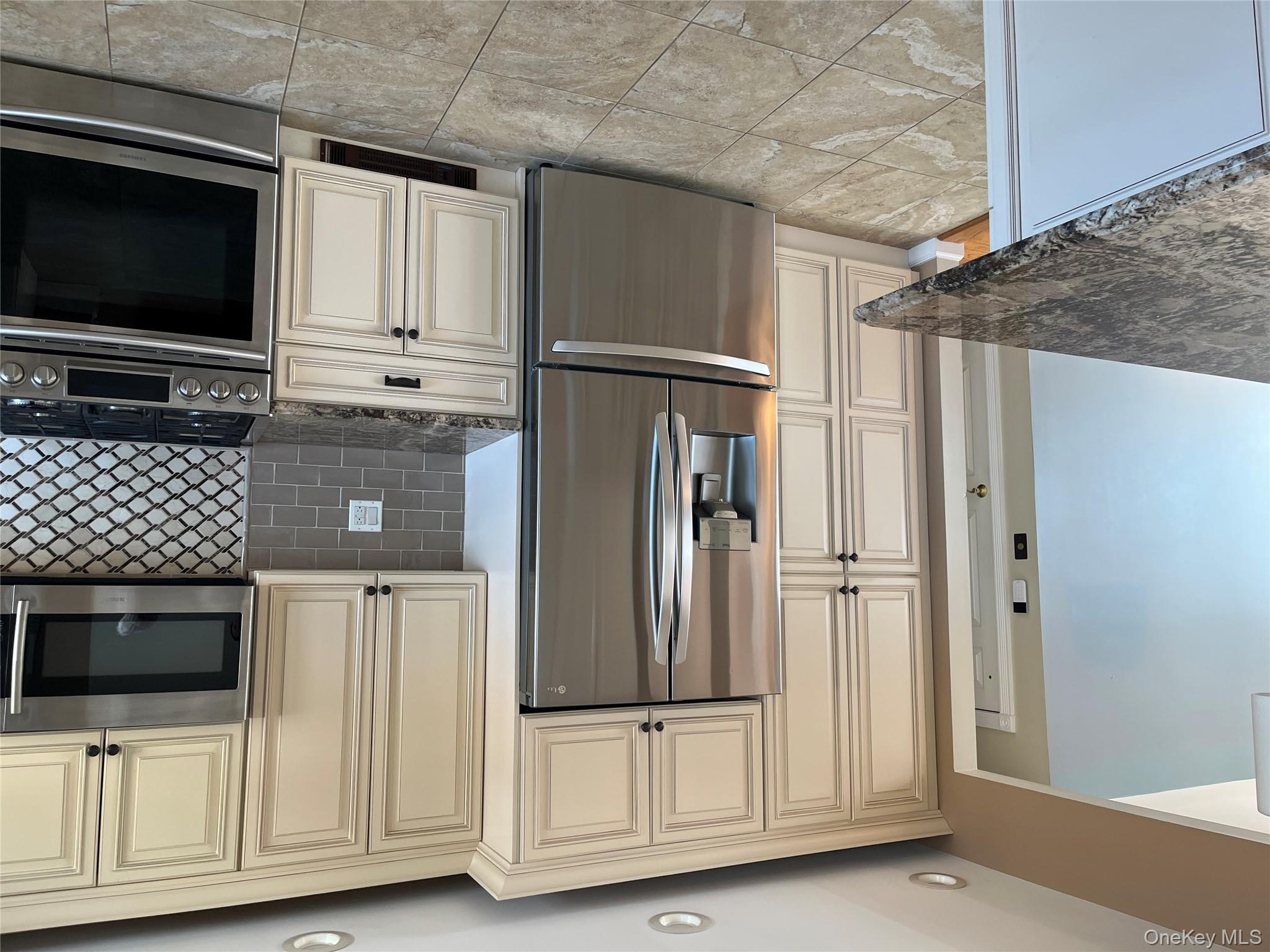 #5 photo, 50 Florence Avenue, Freeport , NY 11520