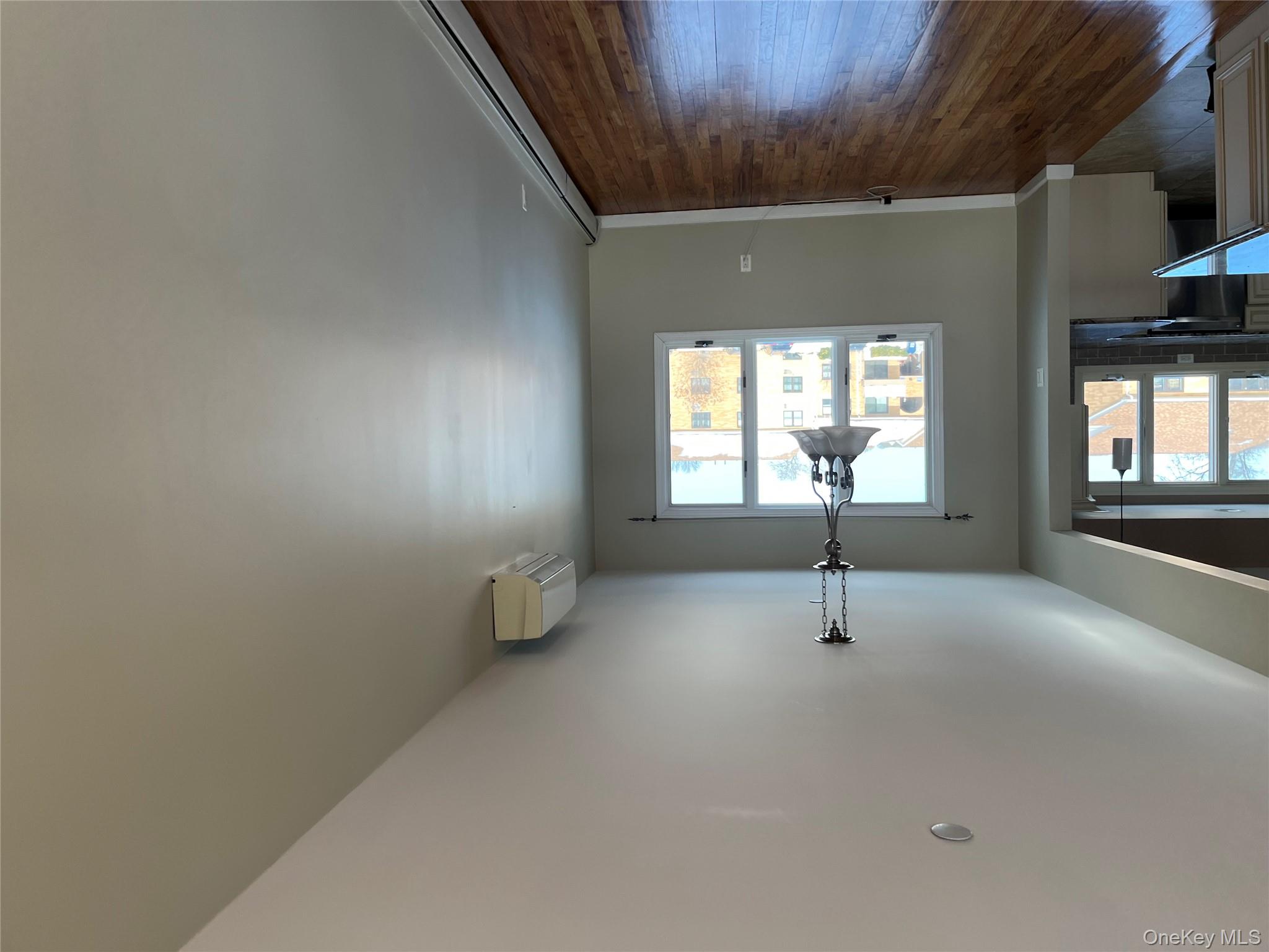 #8 photo, 50 Florence Avenue, Freeport , NY 11520