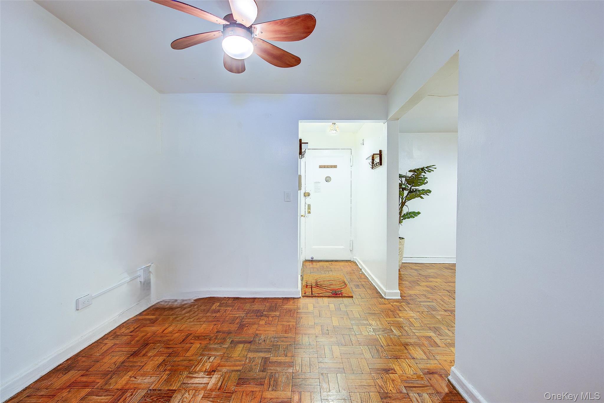 #6 photo, 102-45 67th Road, Forest Hills , NY 11375