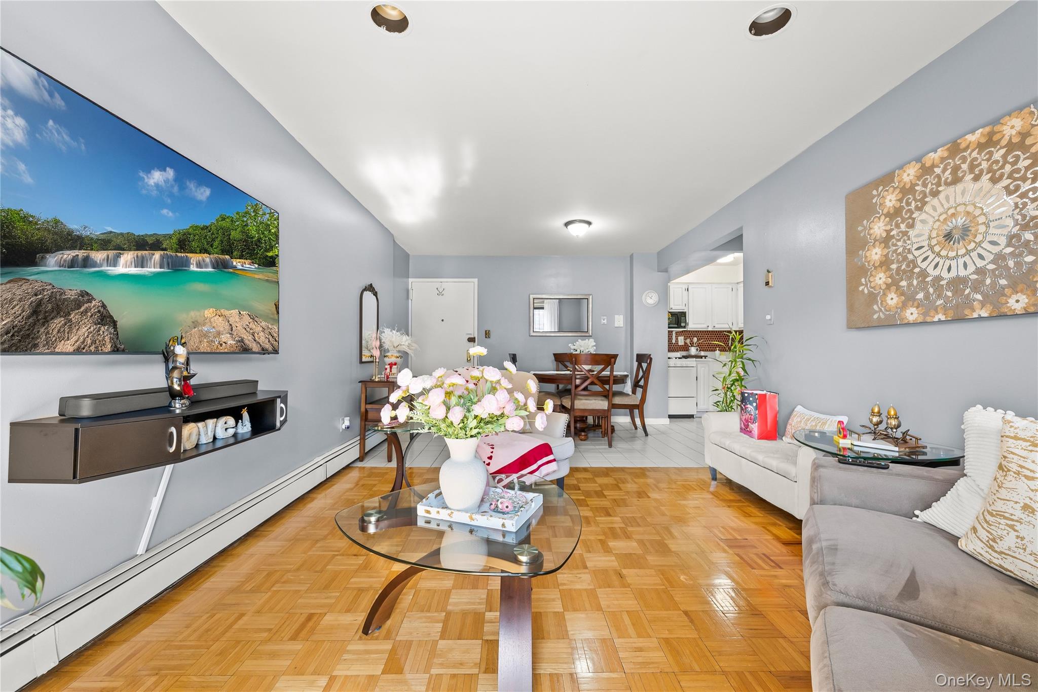 #3 photo, 5609 van cleef, Corona , NY 11368