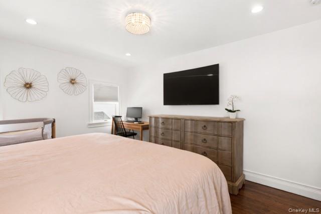 #9 photo, 47 Smith Avenue, Islip , NY 11751