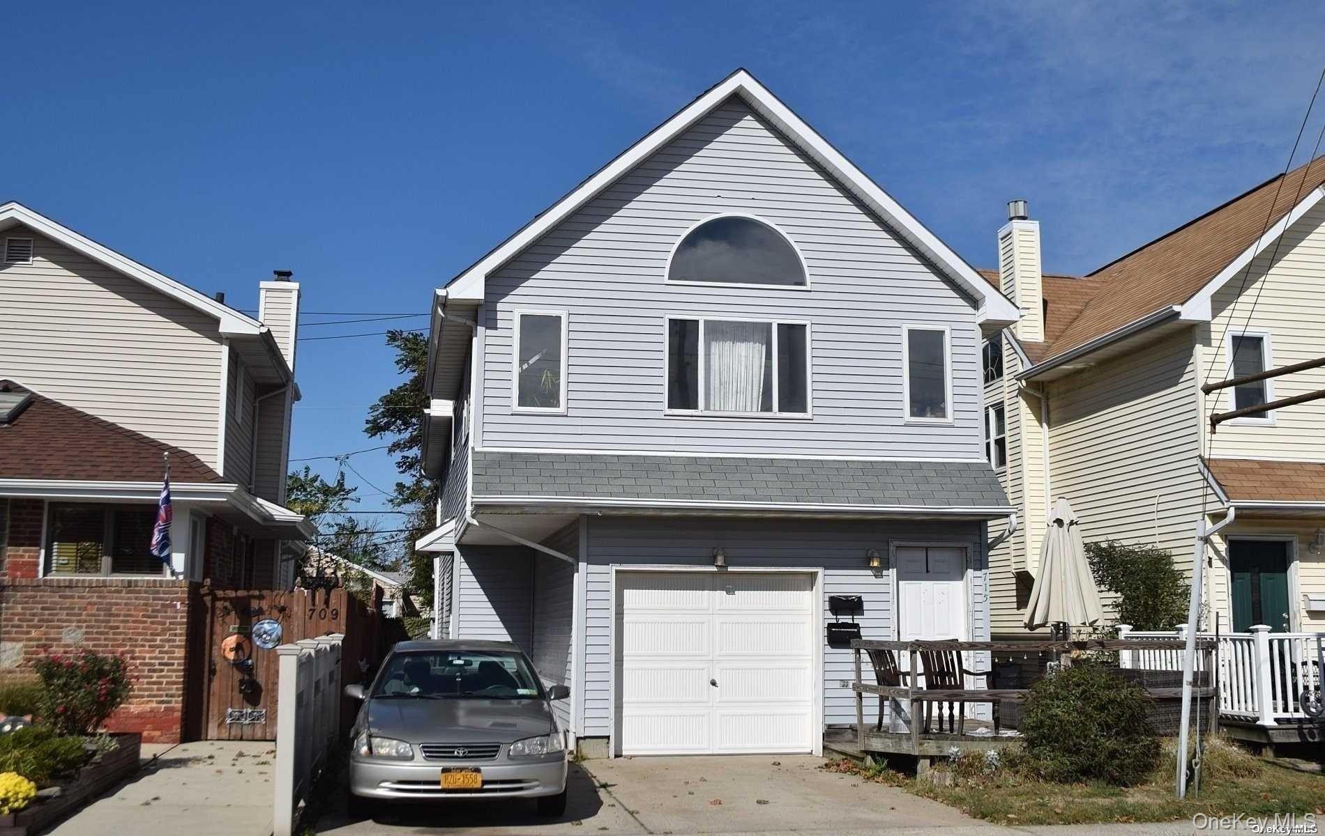 #1 photo, 715 E Walnut Street, Long Beach , NY 11561