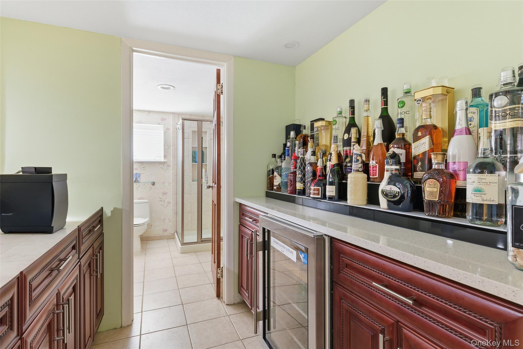 #16 photo, 716 Park Lane, Valley Stream , NY 11581