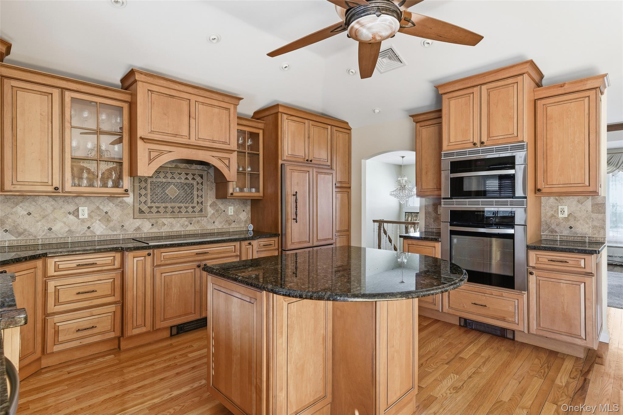 #6 photo, 716 Park Lane, Valley Stream , NY 11581