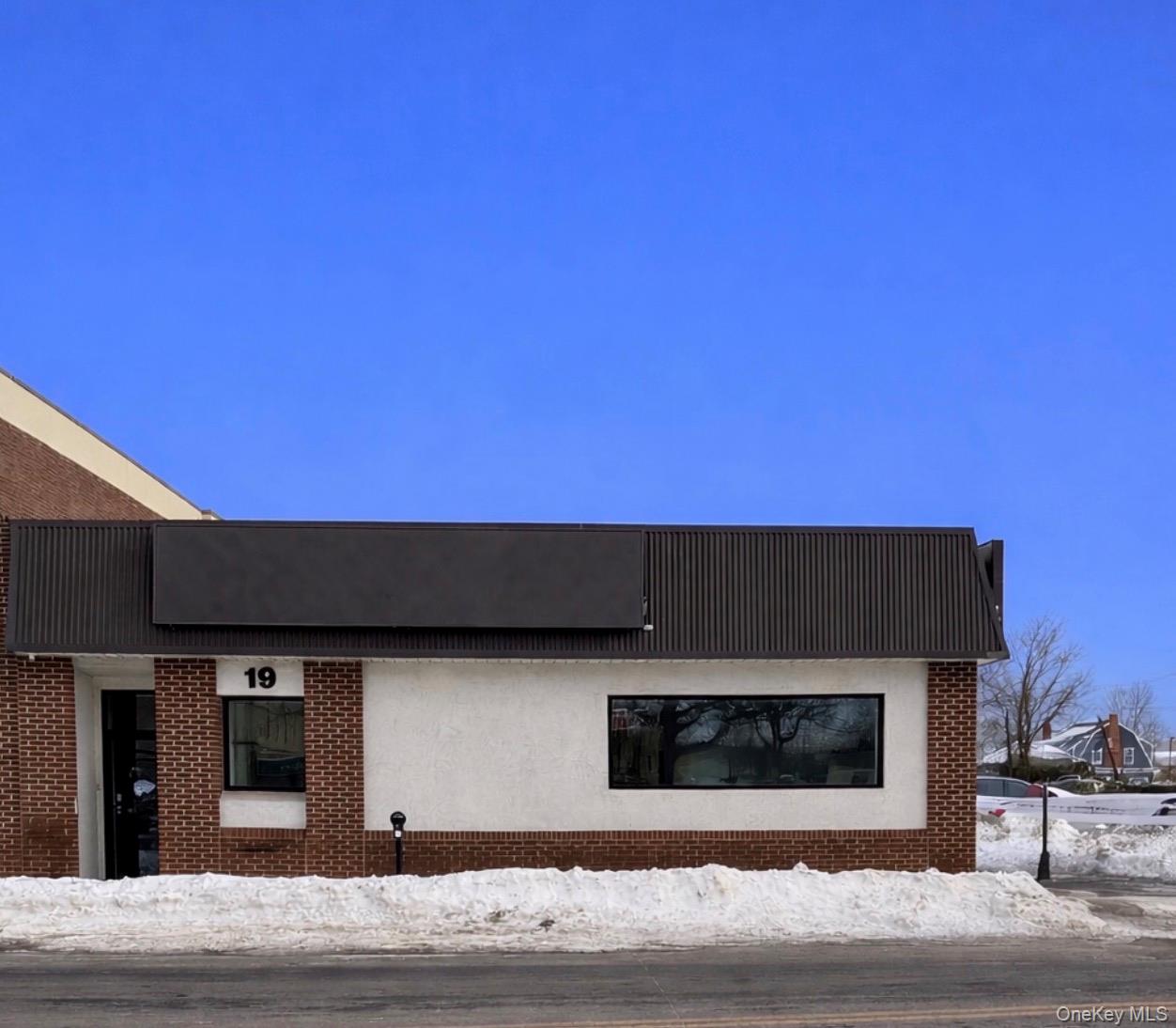 #1 photo, 19 Morris Avenue, Rockville Centre , NY 11570