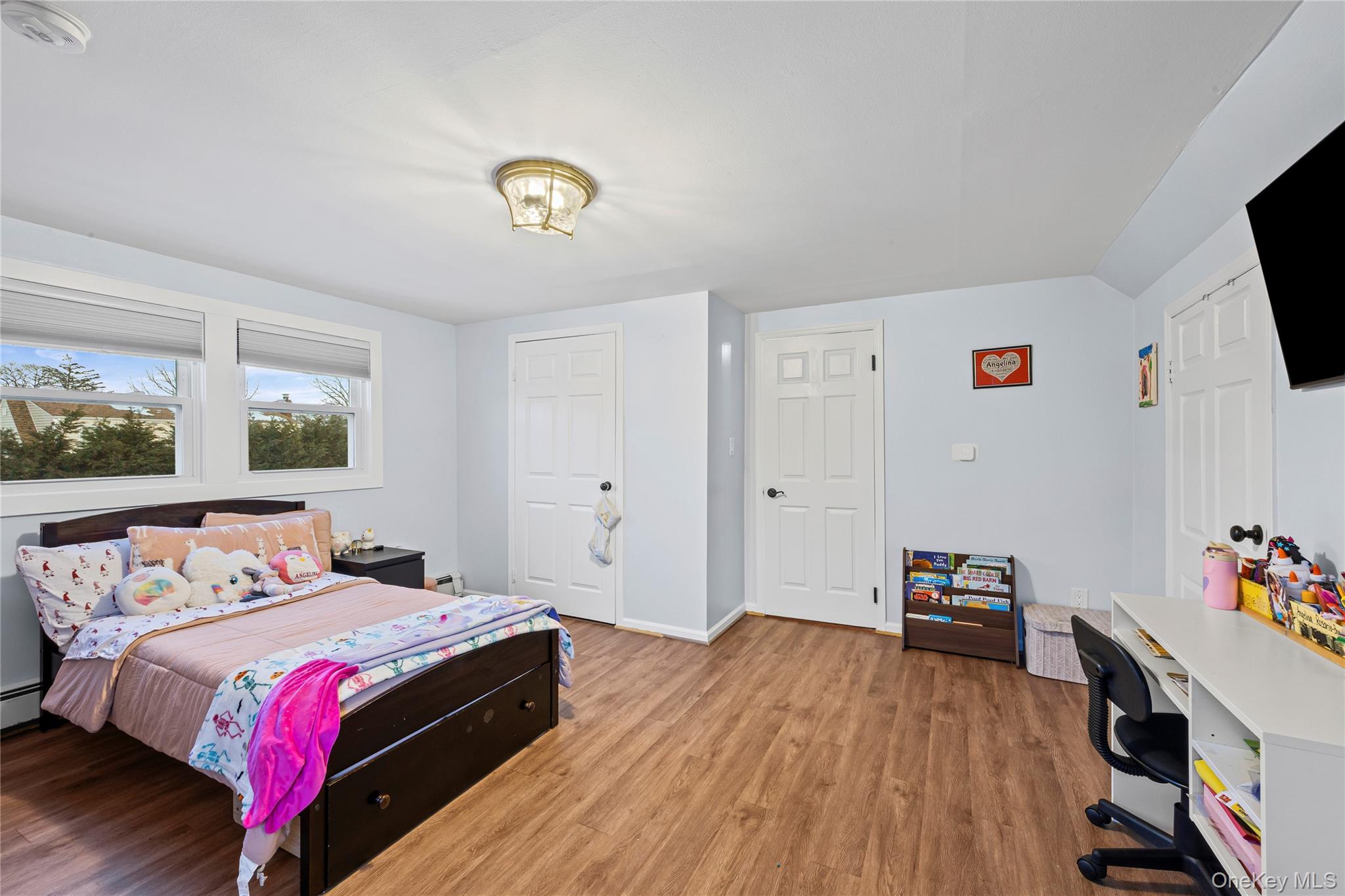 #19 photo, 612 N Broome Avenue, Lindenhurst , NY 11757