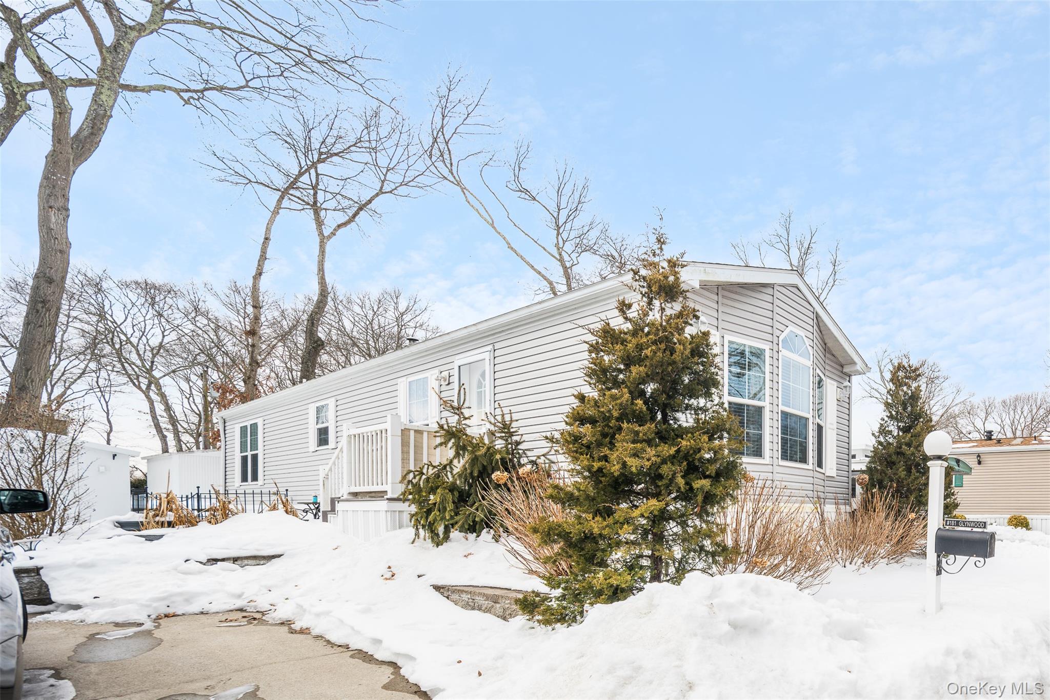 #13 photo, 181 Glynwood, Саффолк ‖ Riverhead , NY 11901