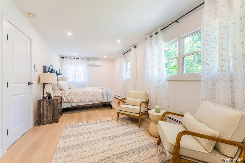 #15 photo, 120 Glenwood Road, नासाउ काउंटी Glenwood Landing , NY 11547