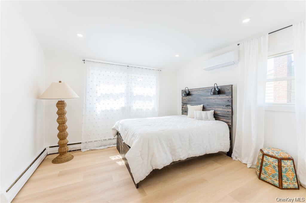 #18 photo, 120 Glenwood Road, नासाउ काउंटी Glenwood Landing , NY 11547