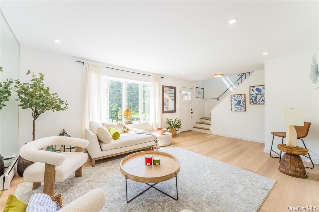 #3 photo, 120 Glenwood Road, नासाउ काउंटी Glenwood Landing , NY 11547