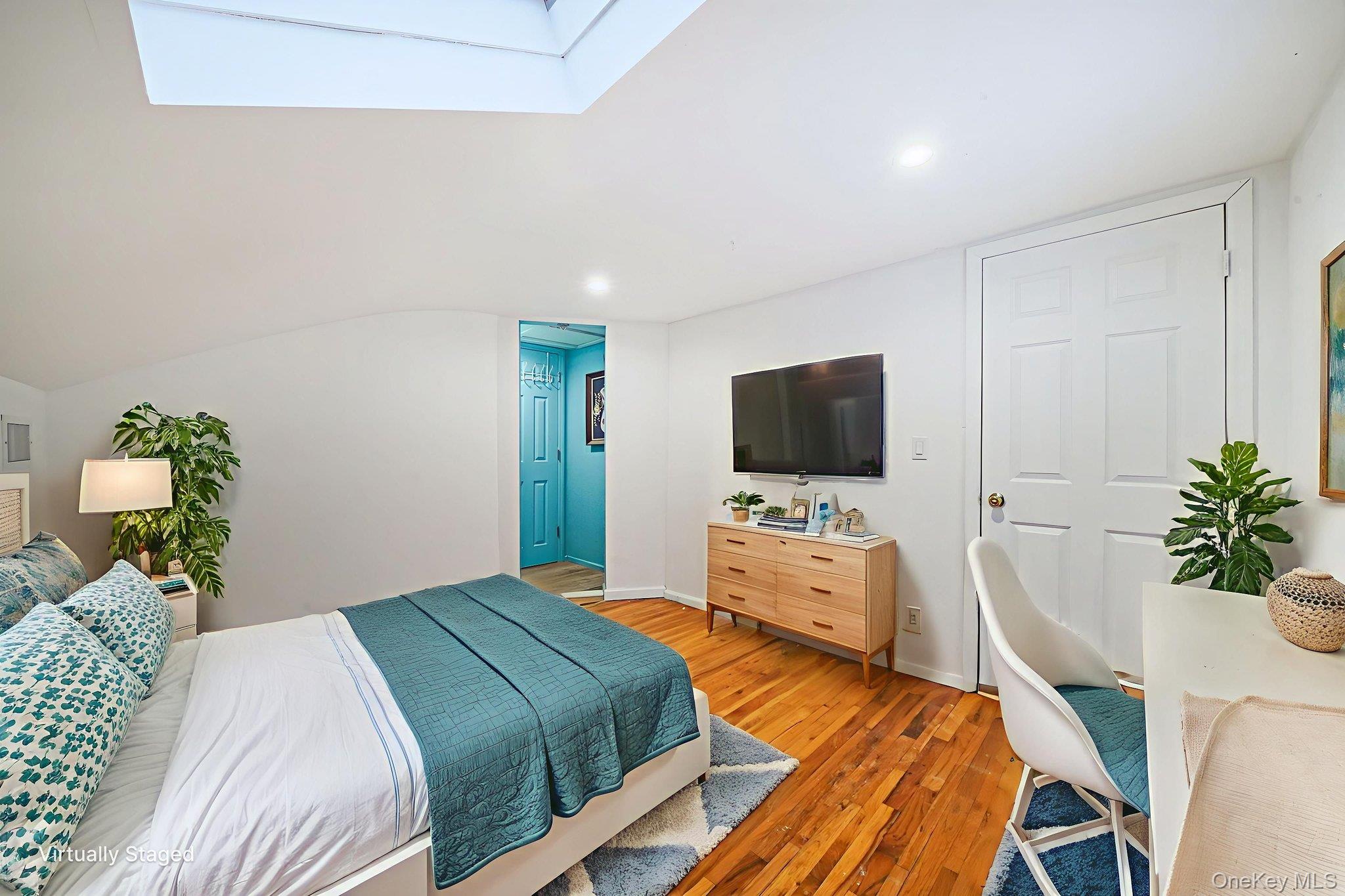 #13 photo, 20 Blythe Road, सफ़ोक काउंटी Ronkonkoma , NY 11779