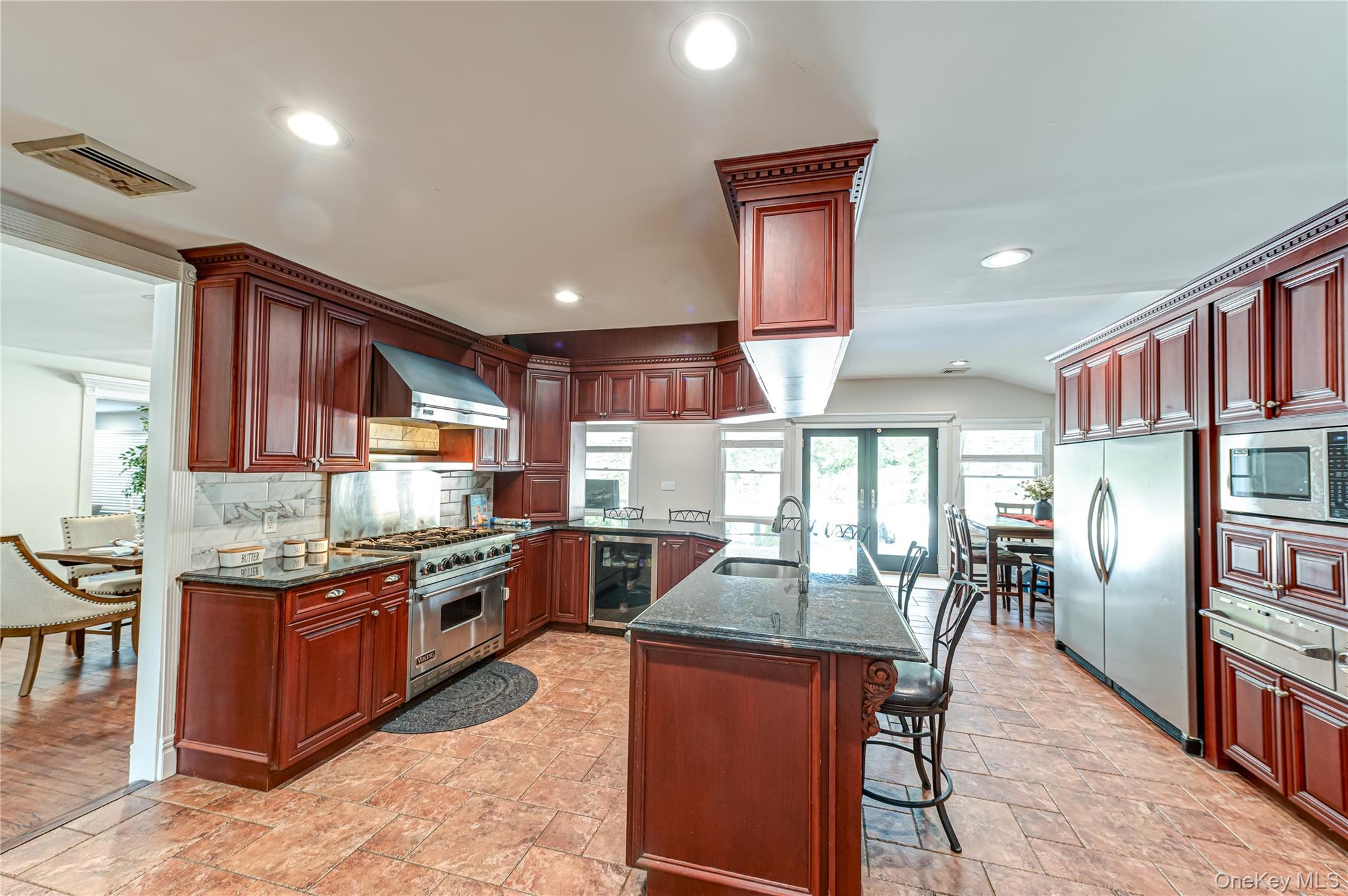 #16 photo, 22 Redwood Drive, Great River , NY 11739