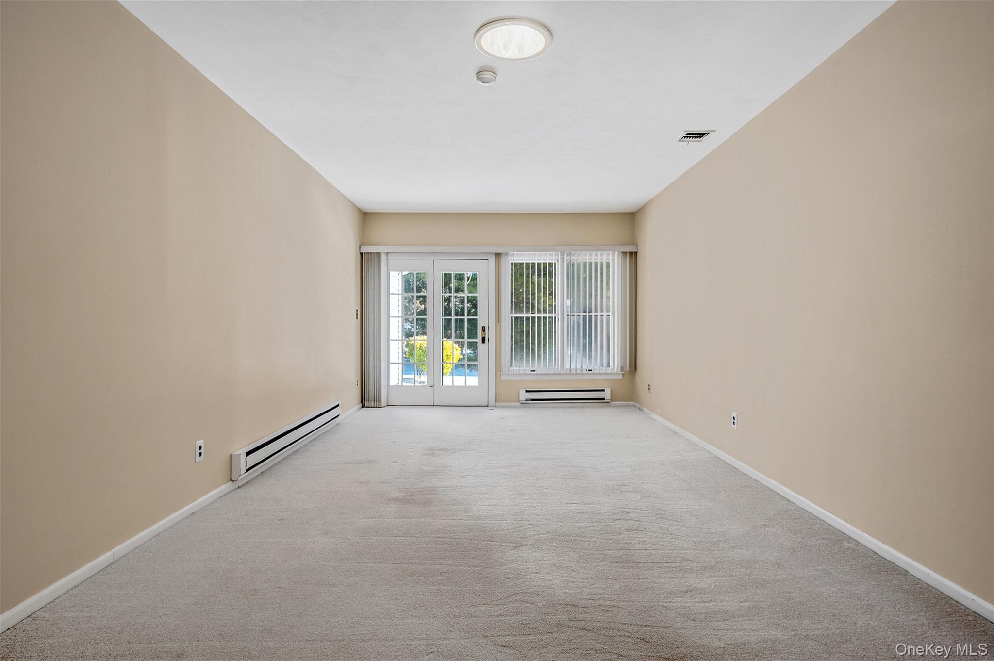 #12 photo, 35 Chippendale Drive, Mount Sinai , NY 11766