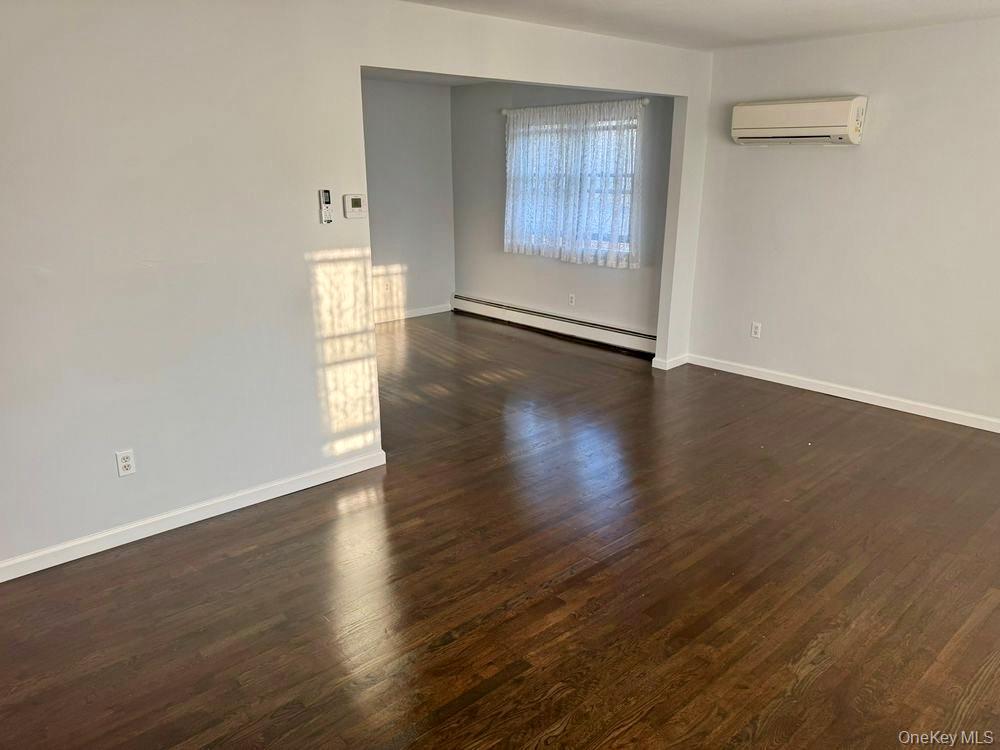 #15 photo, 77 Lucille Avenue, Elmont , NY 11003