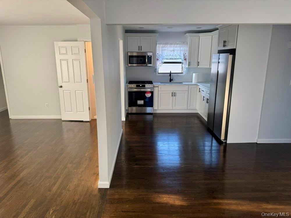 #5 photo, 77 Lucille Avenue, Elmont , NY 11003