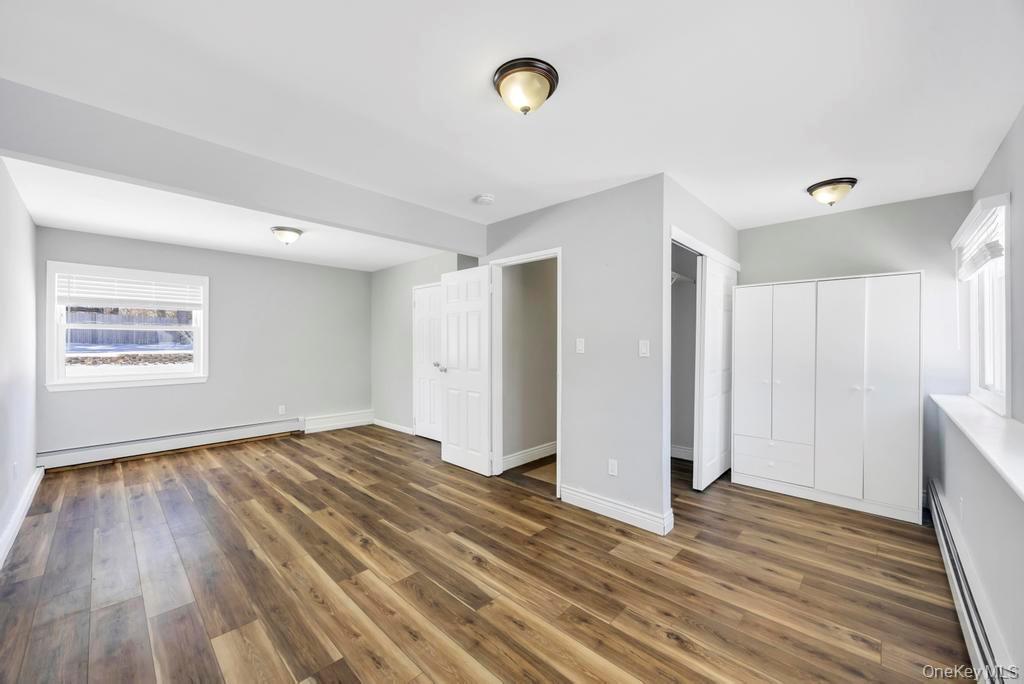 #19 photo, 9 Meadow Avenue, Саффолк ‖ Medford , NY 11763