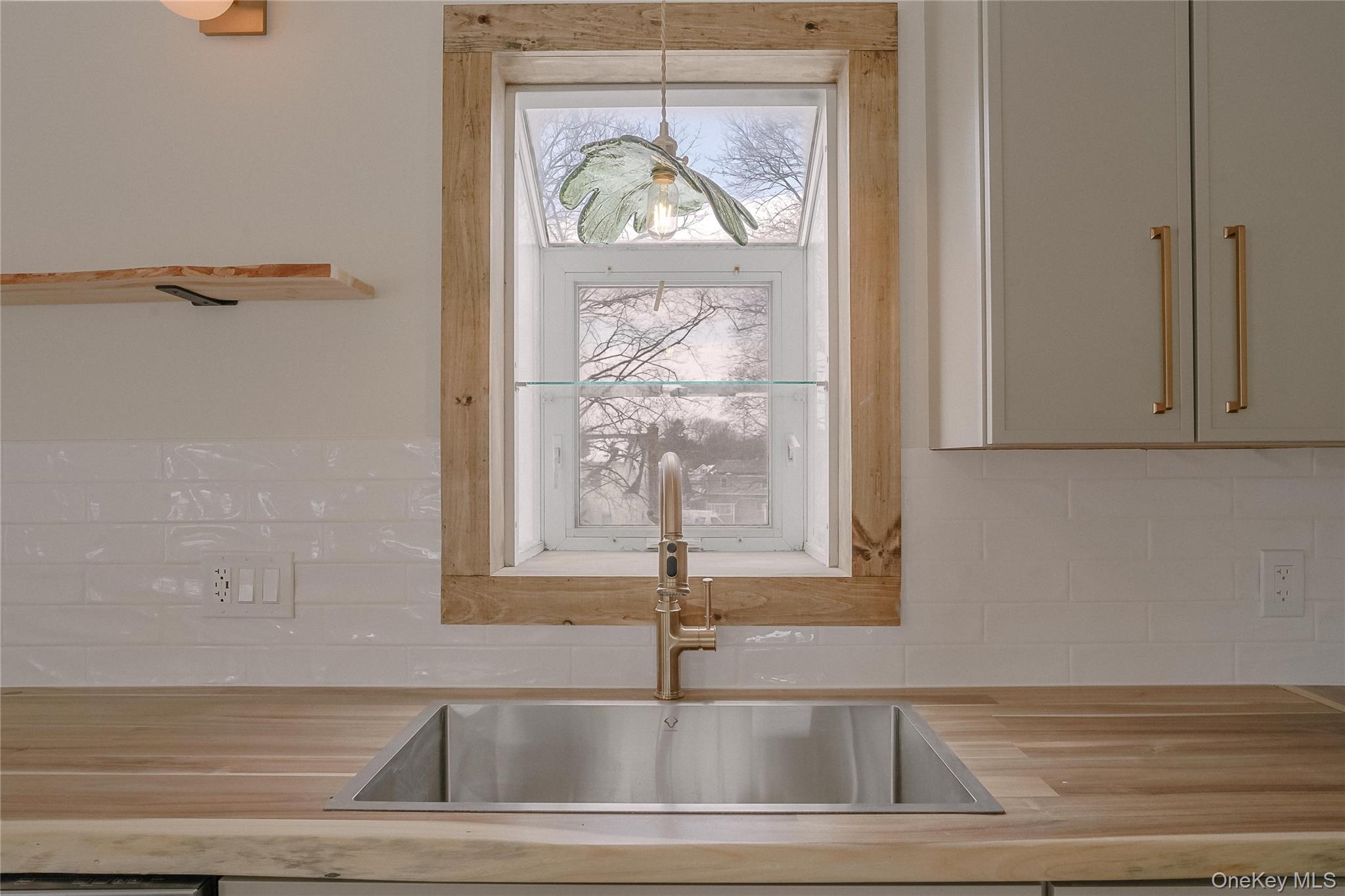 #7 photo, 67 Cross Street, Beacon , NY 12508