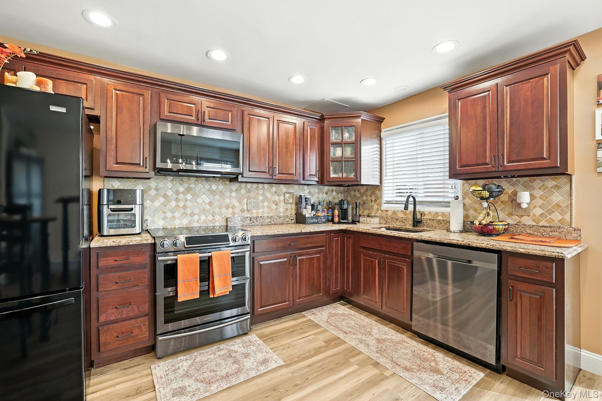 #7 photo, 238 Swinton Avenue, Bronx , NY 10465