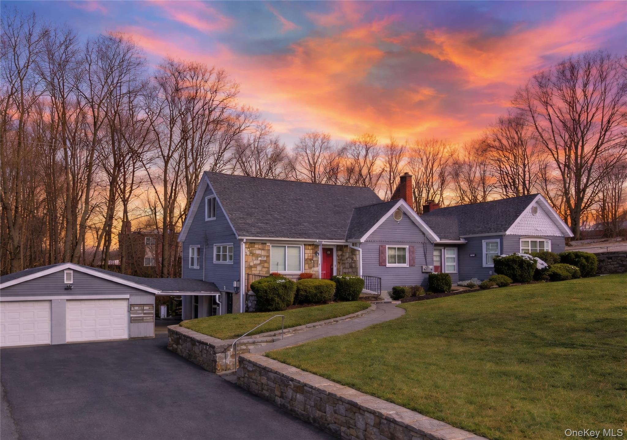 #1 photo, 30 Lakeview Terrace, Mahopac , NY 10541