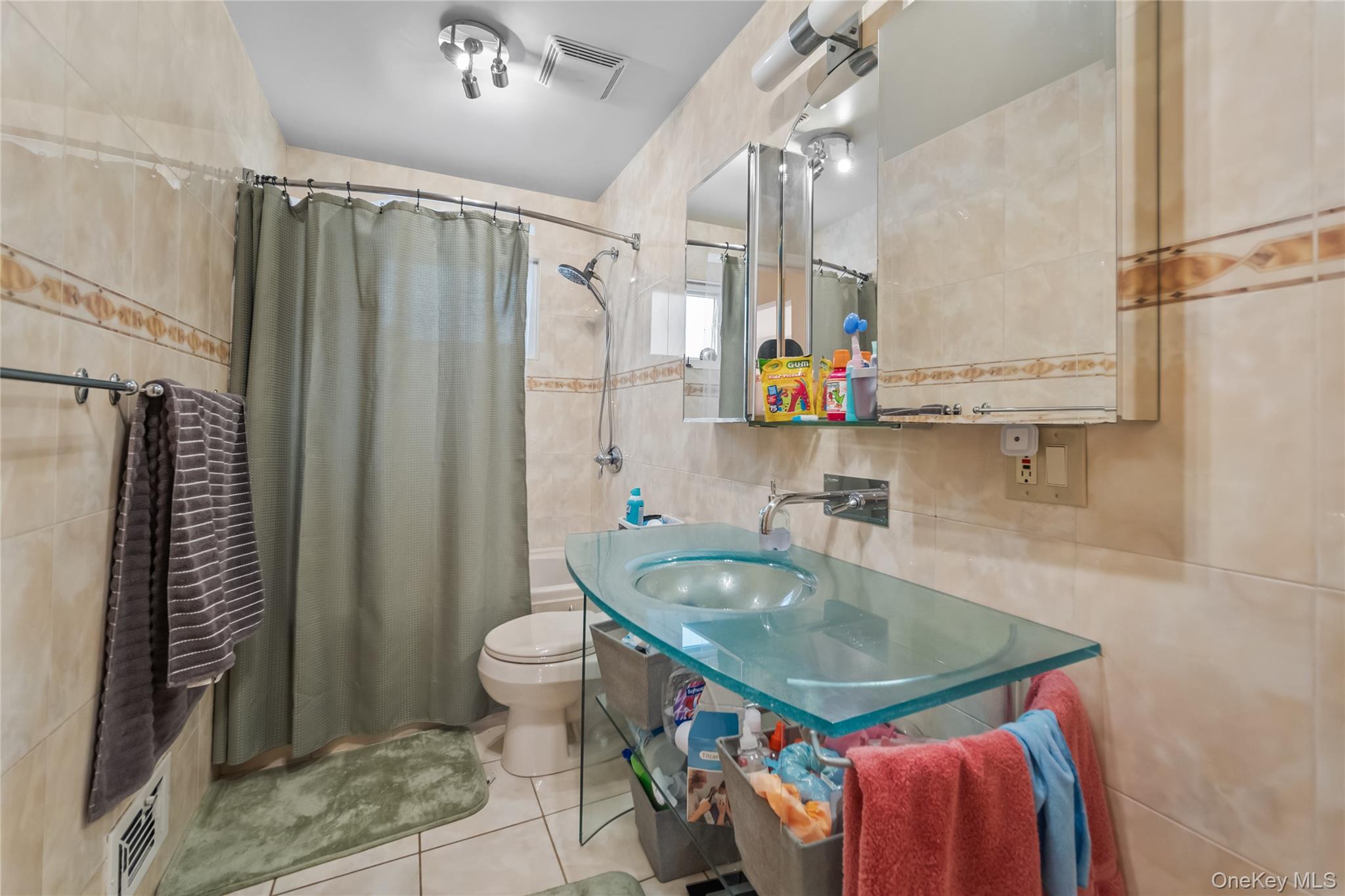 #14 photo, 3 Greentree Drive, Scarsdale , NY 10583