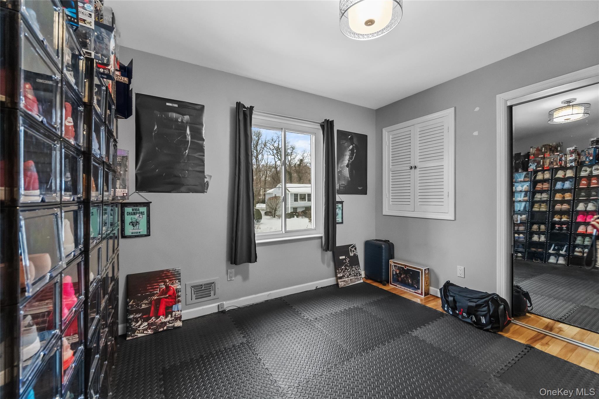 #15 photo, 3 Greentree Drive, Scarsdale , NY 10583