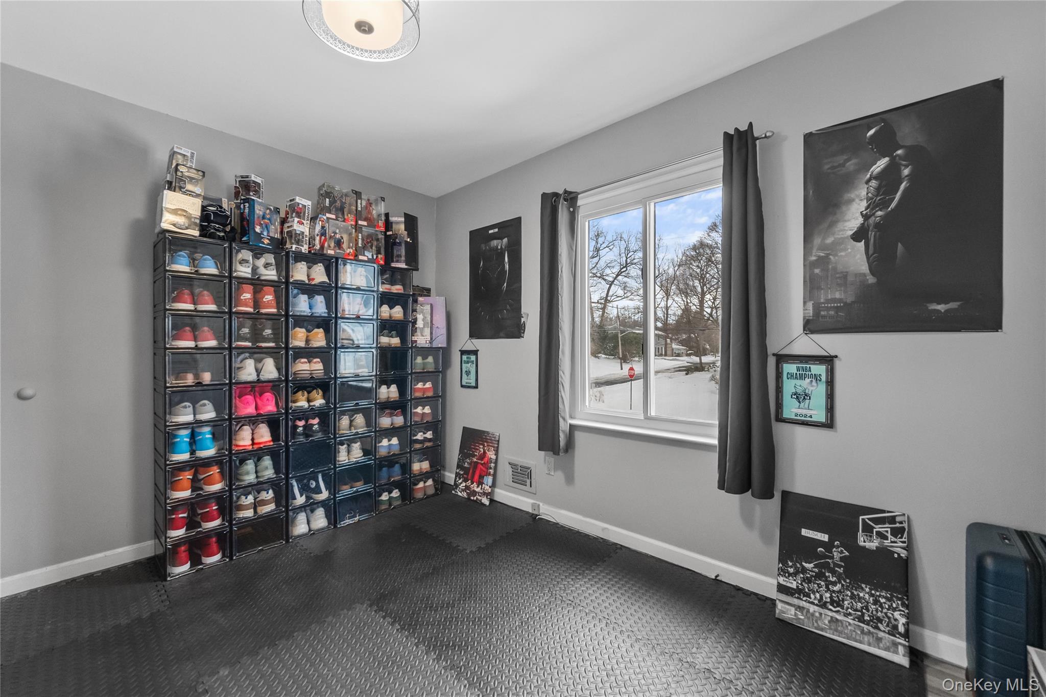 #16 photo, 3 Greentree Drive, Scarsdale , NY 10583