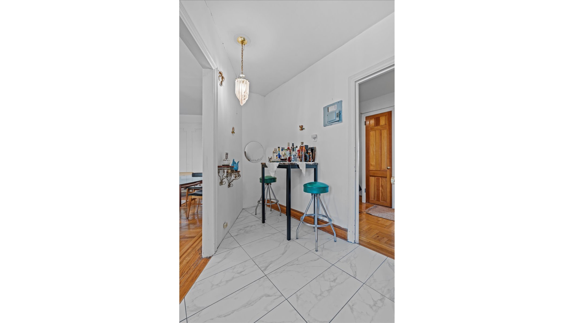 #6 photo, 3390 WAYNE Avenue, Norwood , NY 10467