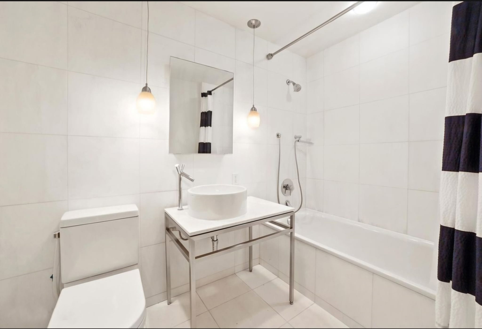 #5 photo, 15 Broad Street, Financial District , NY 10005