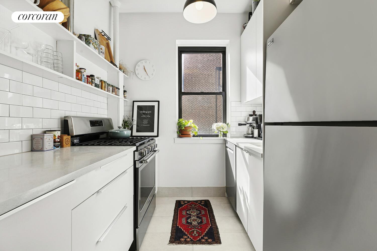 #5 photo, 854 W 181ST Street, Hudson Heights , NY 10033