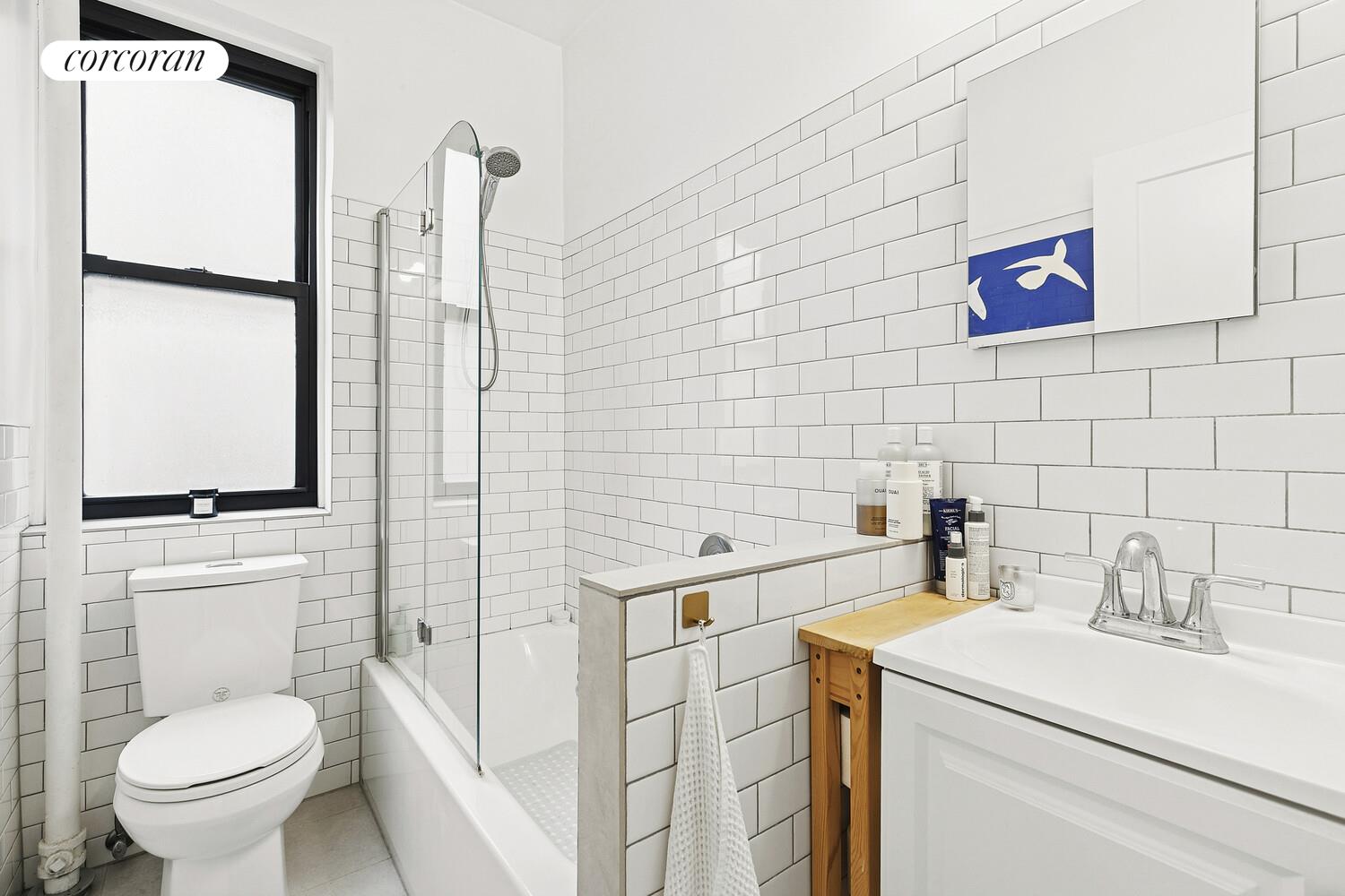 #7 photo, 854 W 181ST Street, Hudson Heights , NY 10033