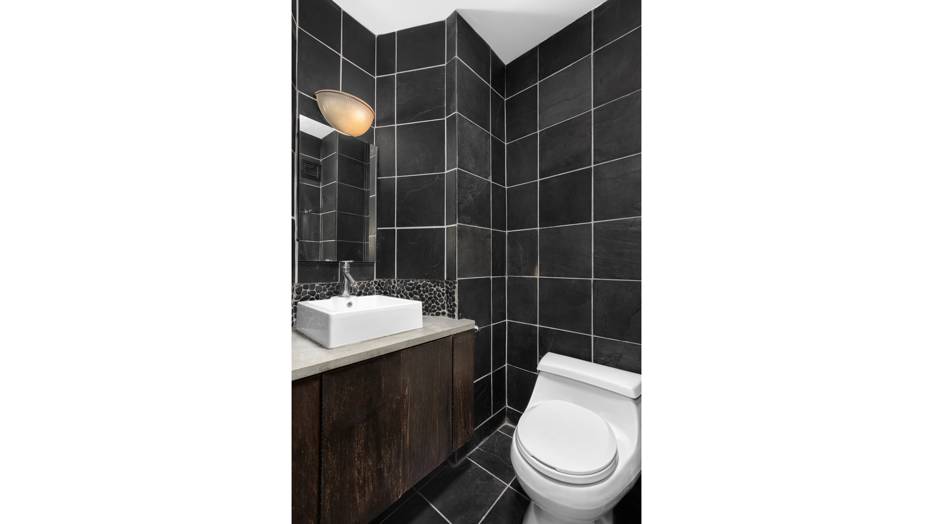 #13 photo, 159 W 53RD Street, Midtown , NY 10019