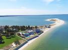 10 Barrett Drive 汉普顿 Hampton Bays, NY