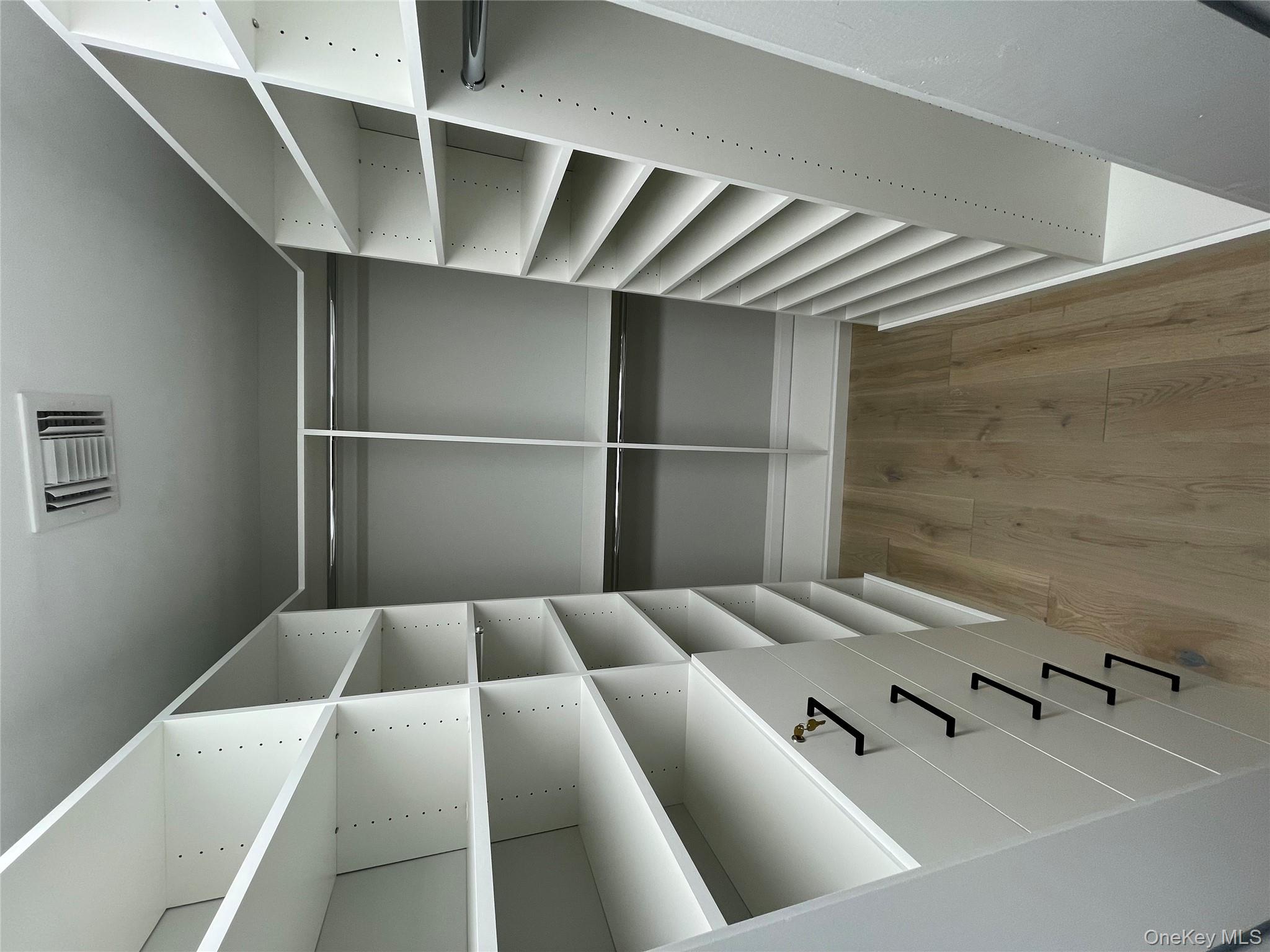 #18 photo, 400 Shore Road, Bellmore , NY 11710