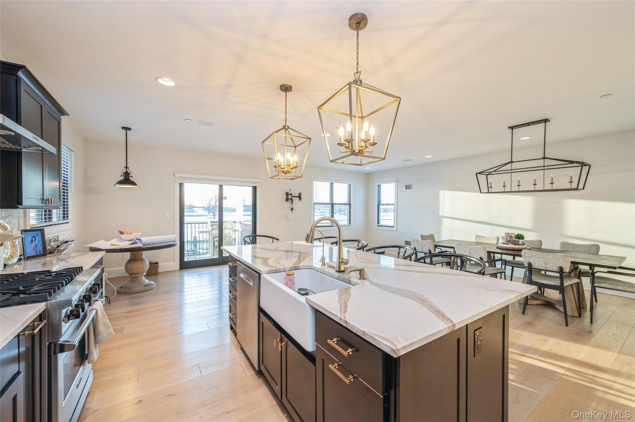 #6 photo, 400 Shore Road, Bellmore , NY 11710