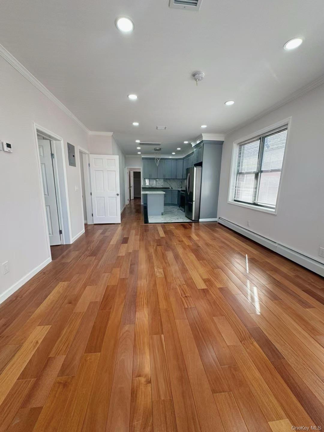 #5 photo, 149-20 17th Avenue, Whitestone , NY 11357