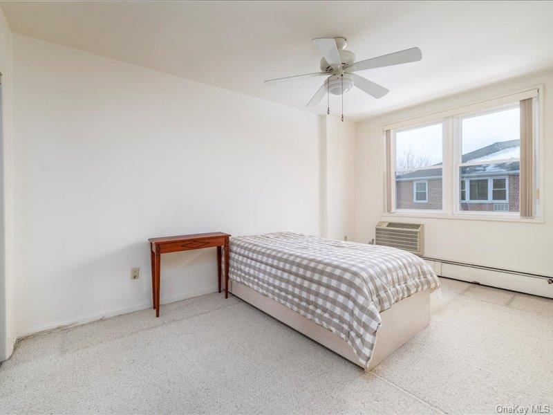 #18 photo, 280 Atlantic Avenue, East Rockaway , NY 11518