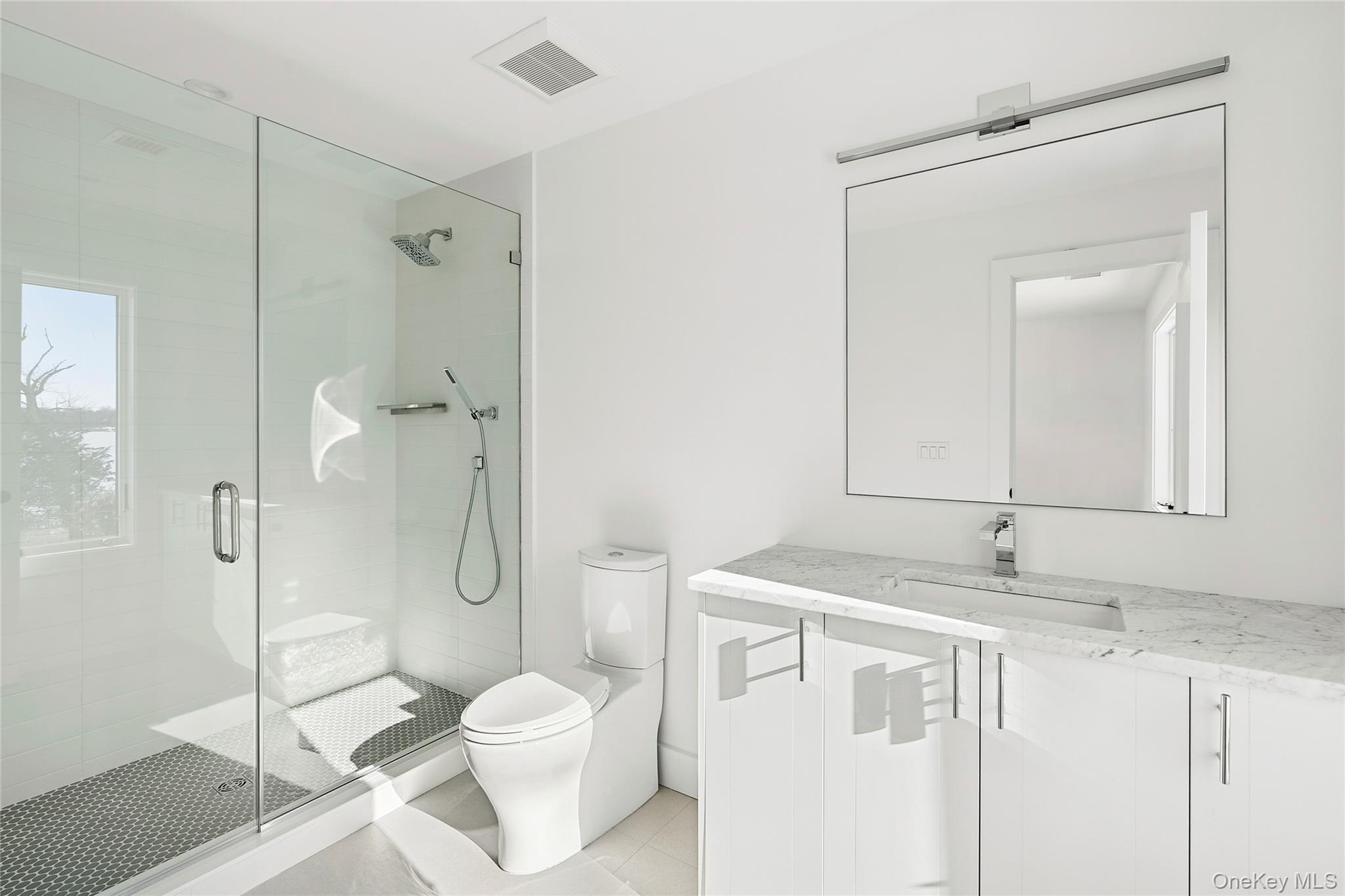 #14 photo, 8 Hilo Drive, Shelter Island , NY 11964