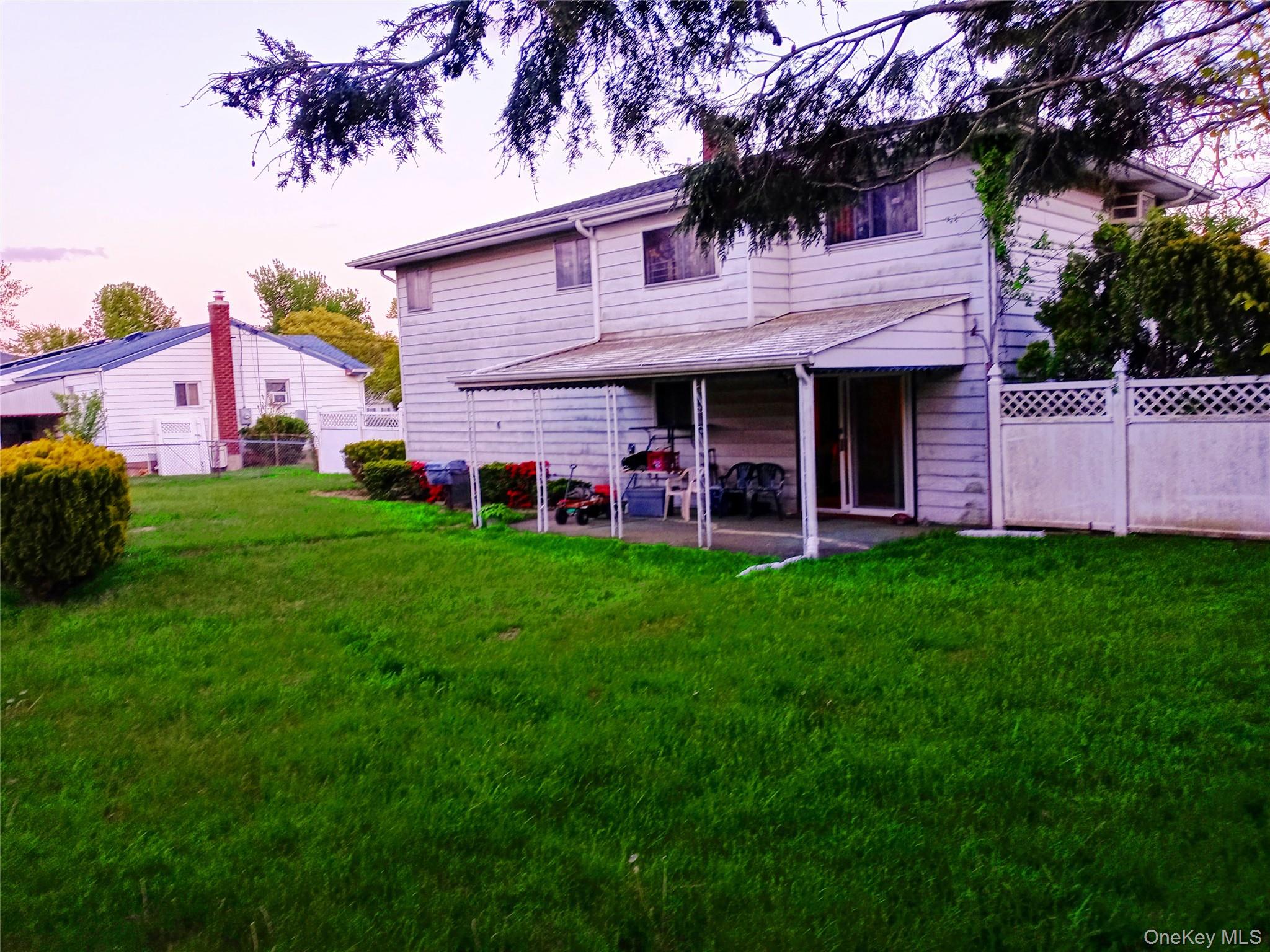 #10 photo, 161 Wurz Street, Brentwood , NY 11717